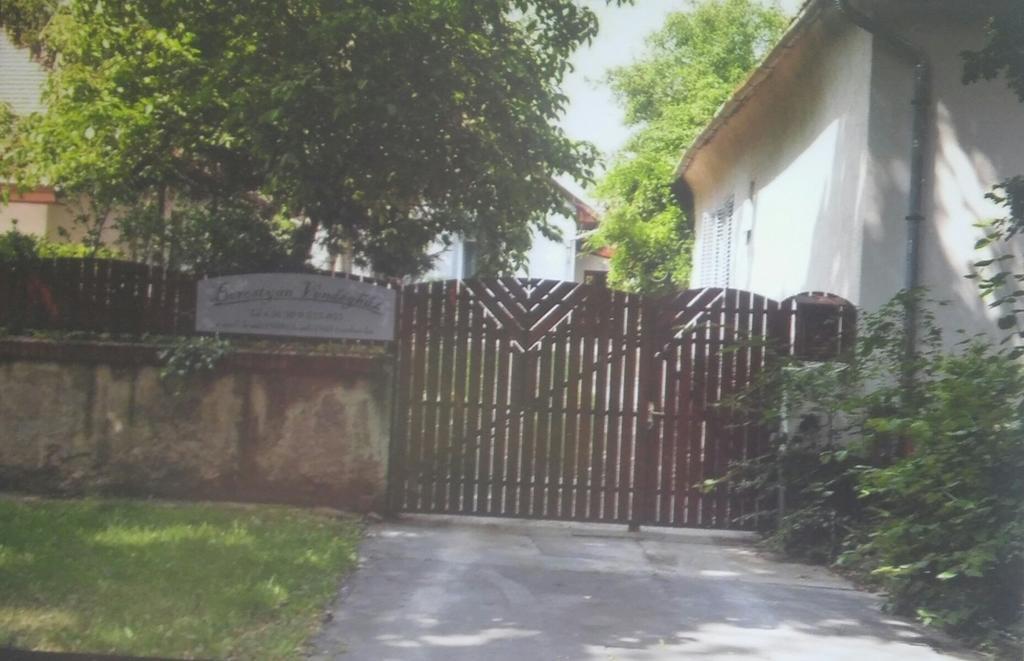 Borostyan 20 Vendeghaz Apartment Sarospatak Luaran gambar